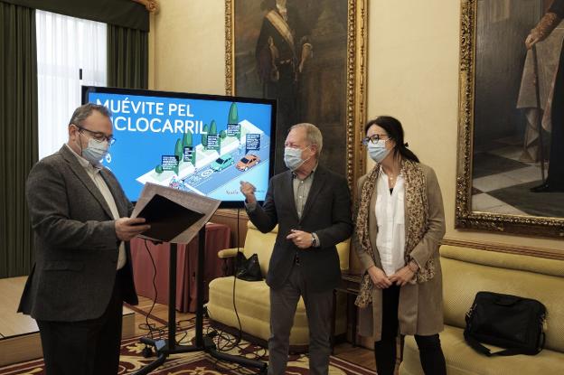 Martín replica a los vecinos de Cimavilla: «Hay una pandemia y son dos minutos de rodeo en coche»