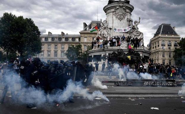 «Grito nacional» contra el racismo en París y Londres en una tensa jornada de protestas