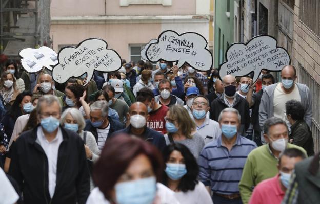 El Ayuntamiento prevé eliminar las aceras en el barrio de Cimavilla