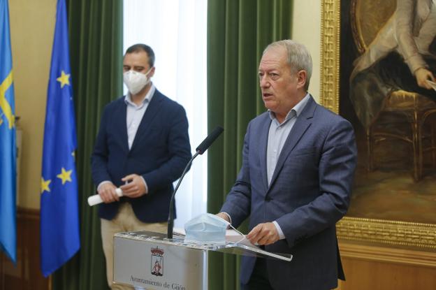 El proyecto para reformar la «agotada fachada marítima» de Fomento llevará más de un mandato