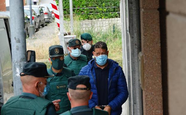 La Fiscalía y la acusación particular acusan de asesinato a los cuatro investigados por el crimen de Ardines