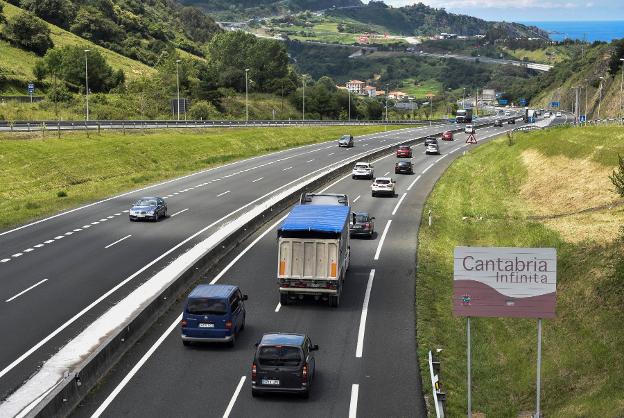 «Bustio y Unquera somos un pueblo y nos partieron en dos»