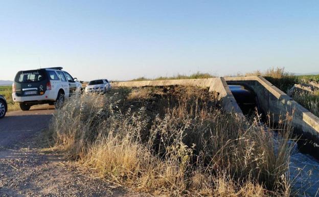 Mueren dos adolescentes ahogados mientras se bañaban en un canal de riego cerca de Don Benito