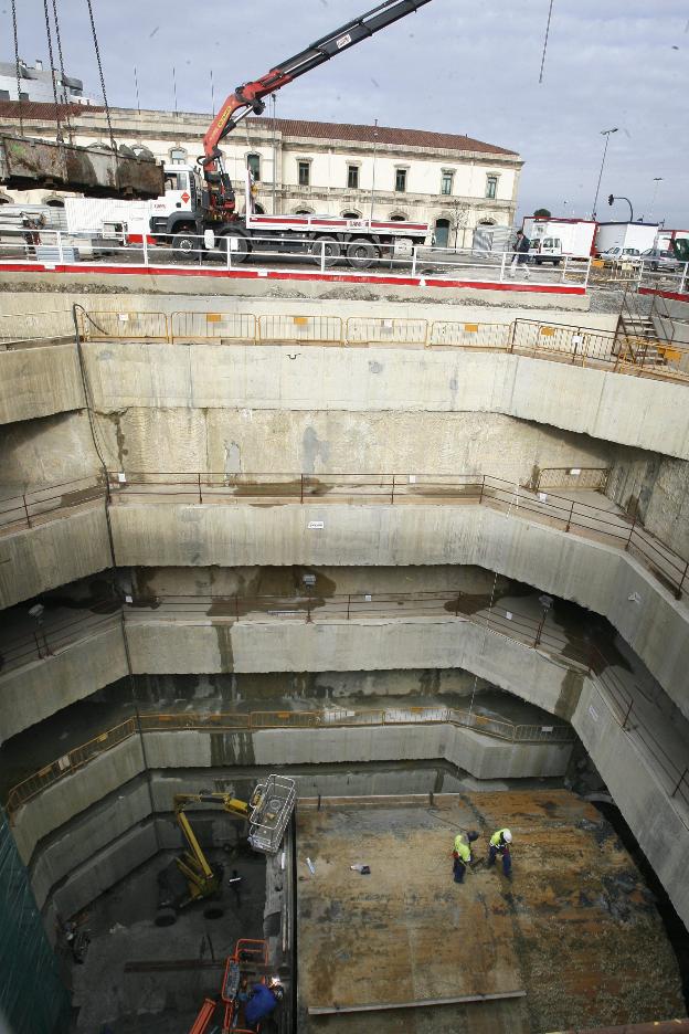 Los trabajos pendientes impiden estrenar la nueva estación en Gijón antes de finales de 2025