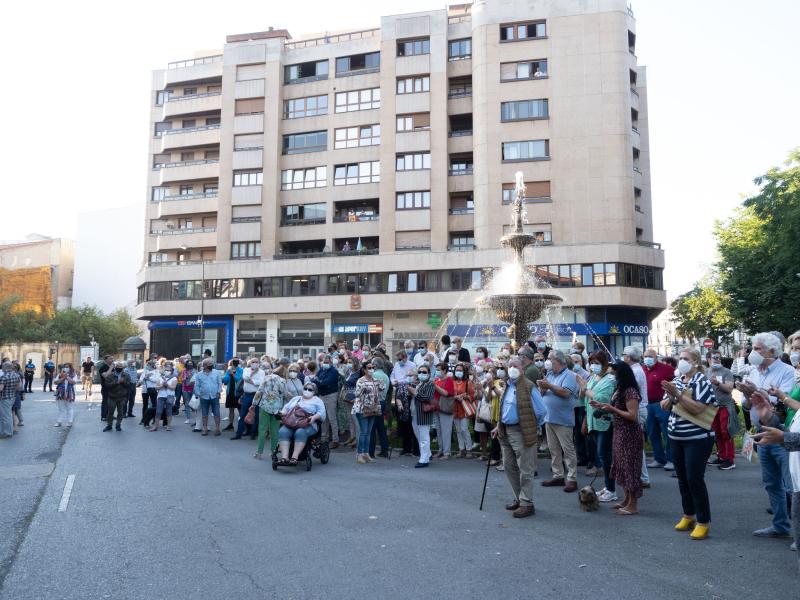 Concentración por la fuente de El Muelle