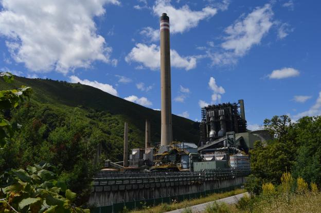 Naturgy tardará entre tres y cinco años en desmantelar la térmica del Narcea