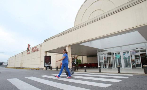 Alcampo contratará 50 personas en Asturias este verano