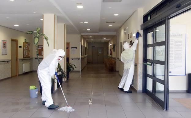 Las residencias afirman que la 'nueva normalidad' deja desprotegidos a los ancianos