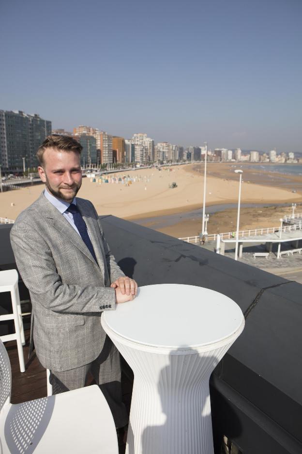 «Poder estar en la gestión de la política turística y la promoción de la ciudad es lo máximo»