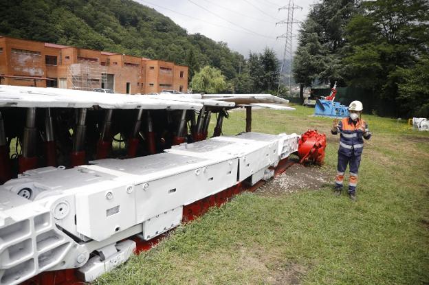 El Pozo Sotón saca la mina a la calle