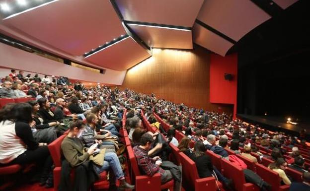 El Niemeyer cerró el ejercicio con una caída en la venta de entradas