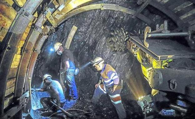 Asturias pide a la UE «un fuerte apoyo económico» para las comarcas mineras