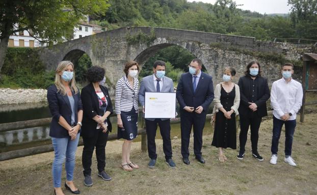 El Descenso recibe el diploma de Fiesta de Interés Turístico Nacional