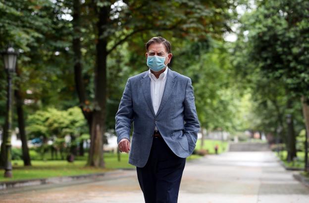 «Oviedo quiere 20.000 metros de La Vega y el resto que lo rentabilice Defensa»