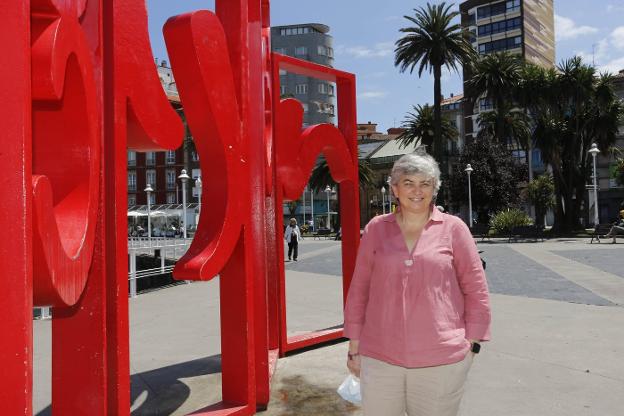 Ana González: «No habrá Noche de los Fuegos; no hemos hallado nada asumible para sustituirlos»