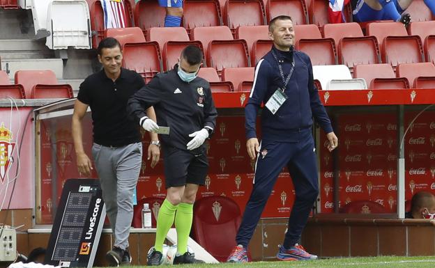 Sporting | Djukic: «Seguimos vivos, pero el punto no es lo que queríamos»