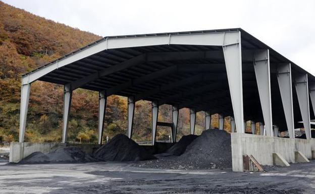 La incertidumbre por la descarbonización marca la subasta de la mina de Cerredo