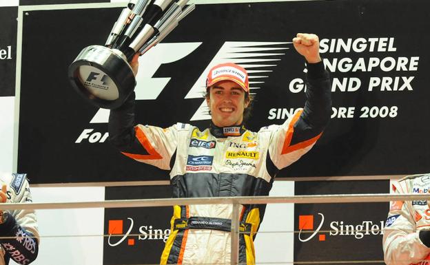 Alonso regresa a la Fórmula 1 | El deporte español desborda alegría: «Un grande está de vuelta»