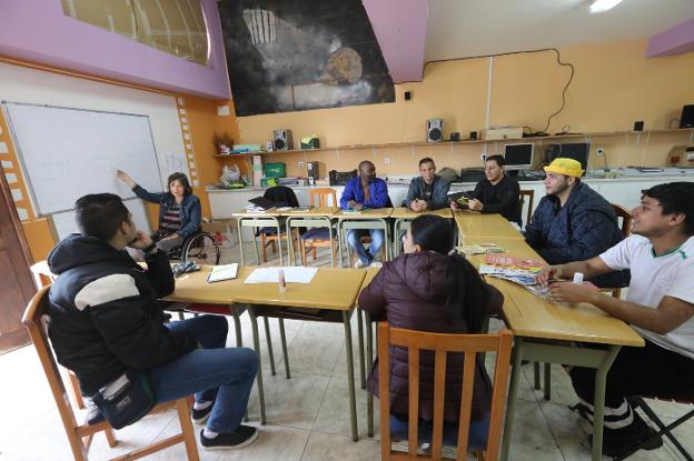El estado de alarma llevó a doscientos avilesinos a Cáritas por primera vez