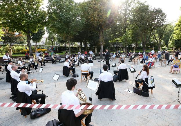 La Banda de Música, en el Bombé