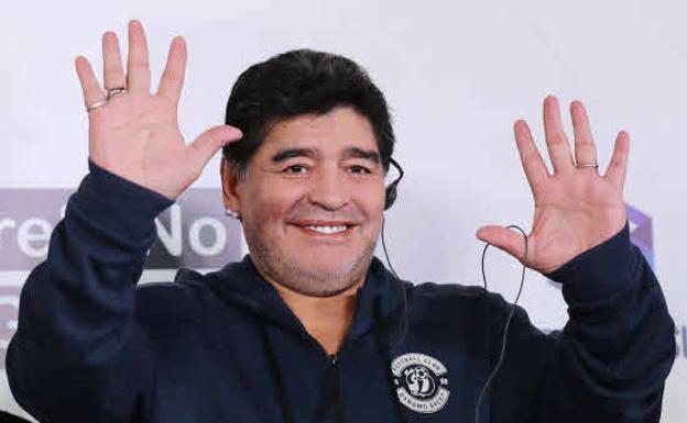 Maradona amenaza con denunciar a Sorrentino por su próxima película