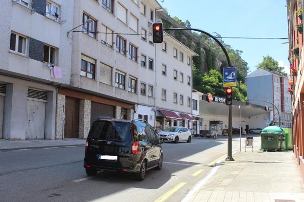 La avenida Buenavista cuenta con un fotorrojo