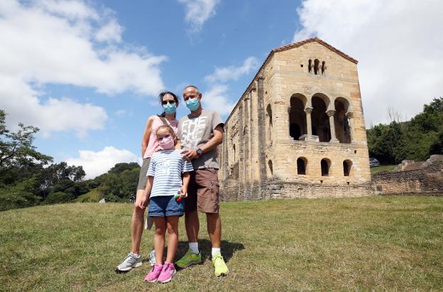 Al Prerrománico, con mascarilla. Los límites de aforo también llegan al Naranco