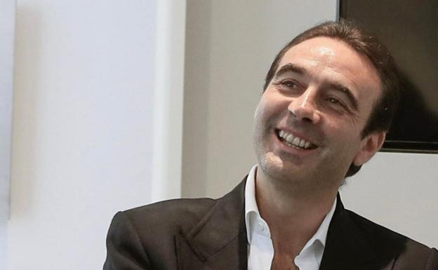 Ponce sufre una cogida en la plaza de El Puerto de Santa María con polémica incluida por el aforo