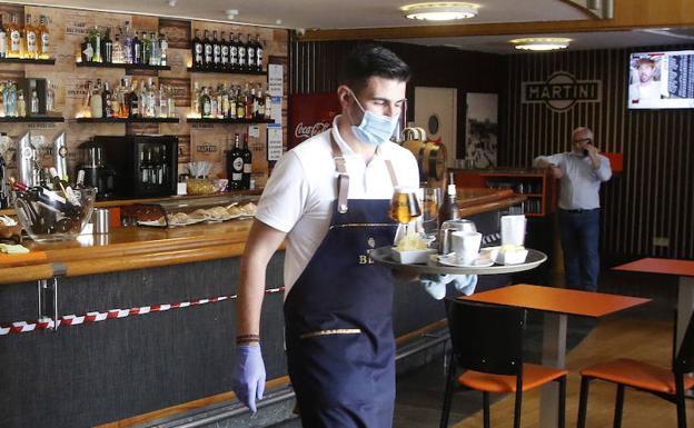 Coronavirus | Ultimátum al ocio nocturno: el Principado cerrará locales si no se obliga al cliente a cumplir las normas