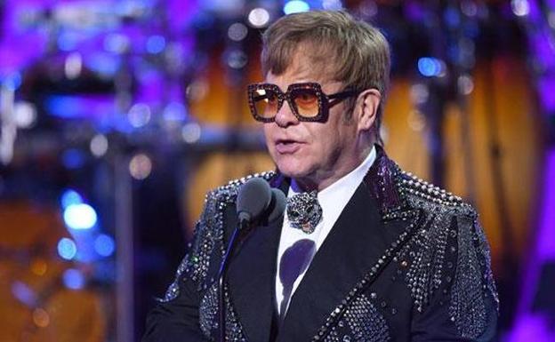 Elton John, demandado por su exesposa