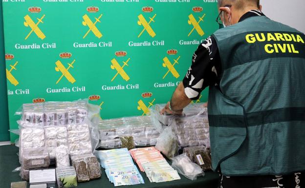 Desarticulado un importante punto de venta de droga en Llanera