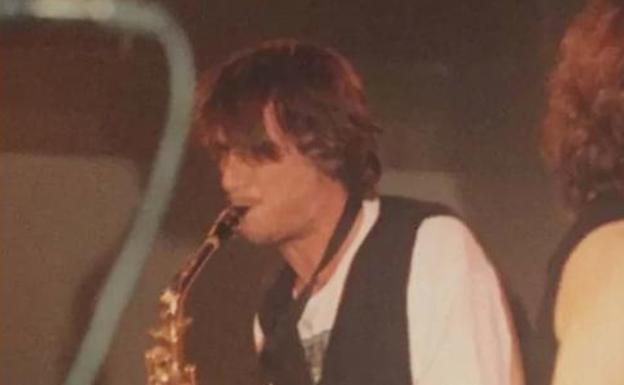 Fallece a los 60 años Selu Nieto, saxofonista de Reincidentes y Extremoduro
