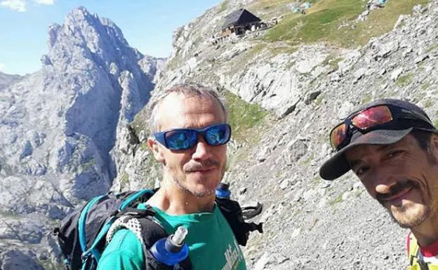 Dos corredores buscan completar el anillo de Picos con varias cimas en 131 km