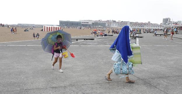 El tiempo en Asturias | El calor se dispara hasta los 38 grados en el Principado y da paso a tormentas