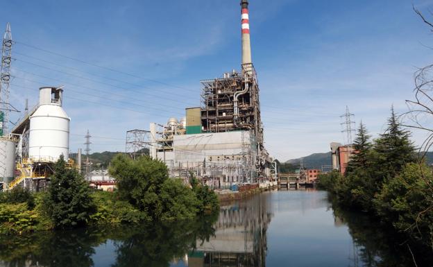 Iberdrola triplicará su capacidad renovable en Asturias tras poner fin al carbón con el cierre de la térmica de Lada