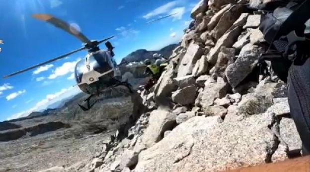 Fallece una montañera asturiana tras despeñarse en el Aneto