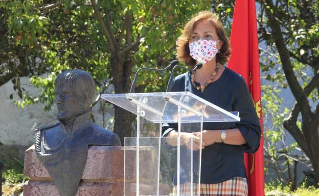 Carmen Calvo hace una encendida defensa de la «memoria democrática» en el homenaje a Del Riego