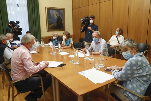El Ayuntamiento defiende el corte «provisional» del Muro y estudiará su reforma integral
