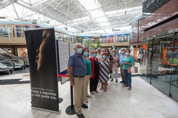 La Semana Solidaria de Llaranes expone 'Punto y seguimos. La vida puede más'