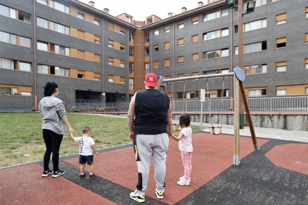 Detenida por rociar con gas pimienta a sus vecinos en Gijón