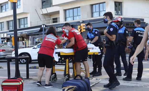 Herida una mujer en el Muro al caer y golpearse la cabeza contra un bordillo
