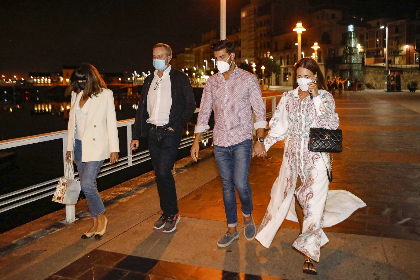 Paula Echevarría y Miguel Torres, de cena en Gijón