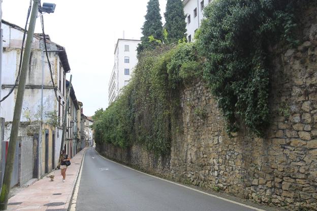 La restauración de la muralla empezará por la Casa Sacerdotal