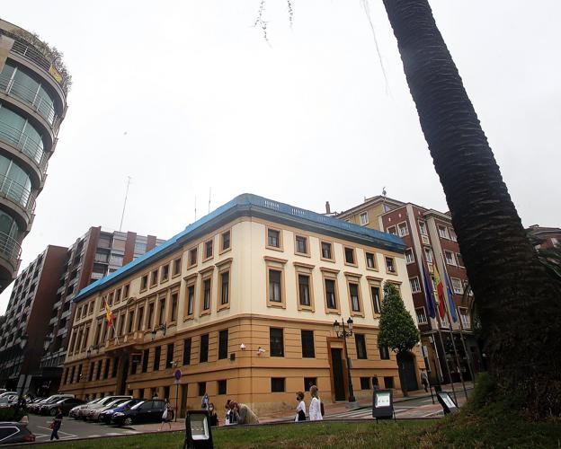 La Policía Nacional concentra todos los calabozos en el cuartel de Buenavista