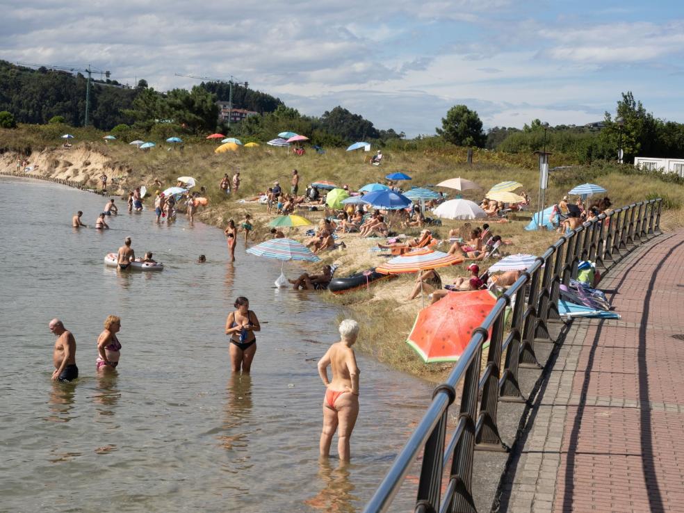 Avilés recupera sus playas