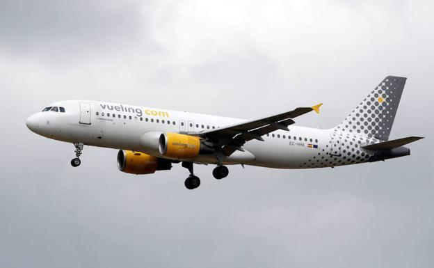 Vueling estudia optar a los 3,4 millones que ofrece Asturias por volar a Andalucía y Valencia