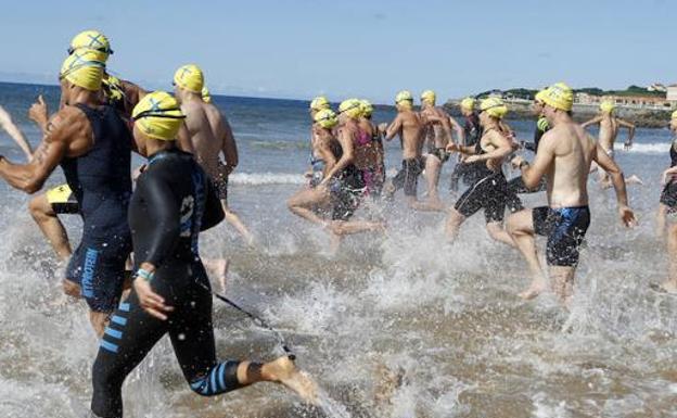 Aplazada la Travesía Playas de Gijón por climatología adversa