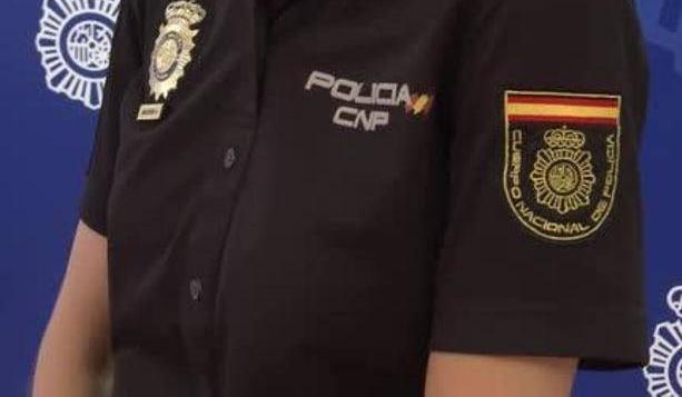 Sorprende in fraganti a un hombre que robó en su peluquería en Gijón