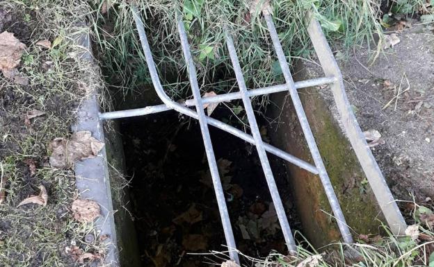 Herido un niño al quedar atrapada su pierna en una alcantarilla en Covadonga