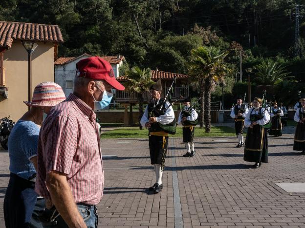 Raíces Viejo vuelve a la Edad Media